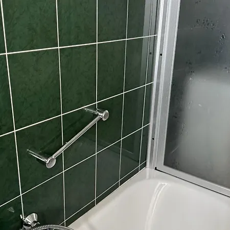 Dom-schatz 2 Monteurzimmer Im Herzen Von *